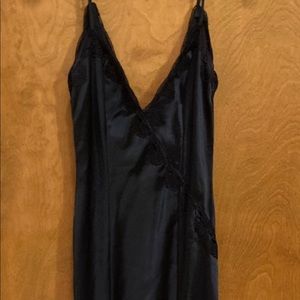 VTG Black Negligee. Size S